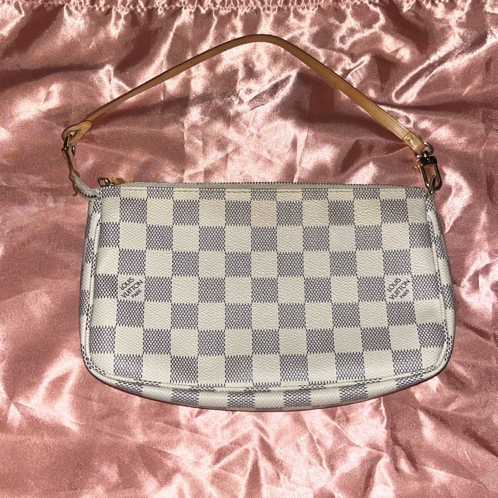 Louis Vuitton Damier Azur Pochette